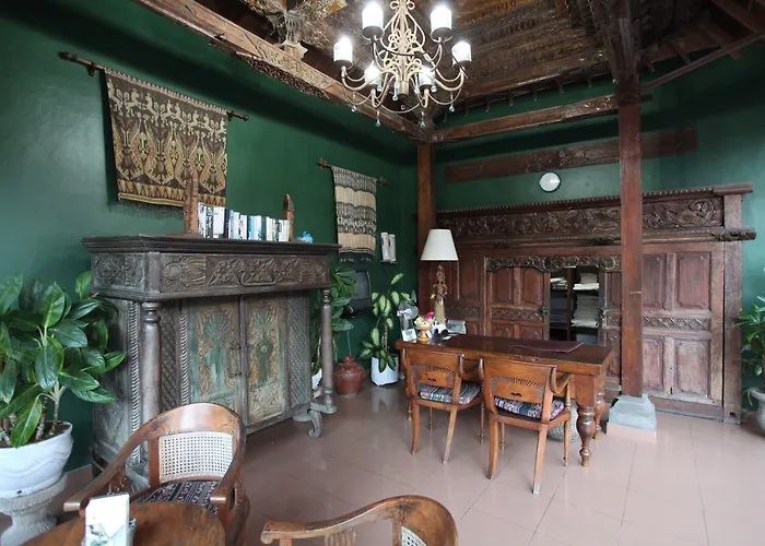 Puri Keraton Hotel Seminyak