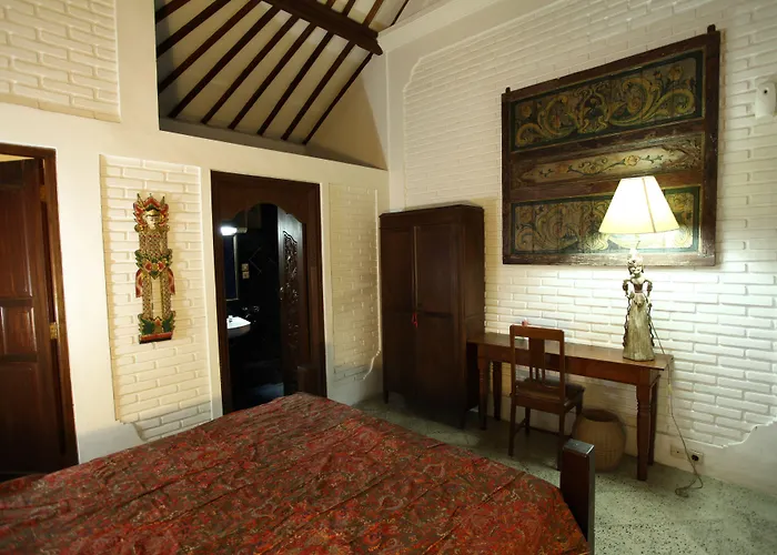 Puri Keraton Hotel 5*