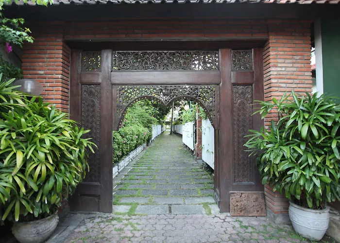 Puri Keraton Hotel