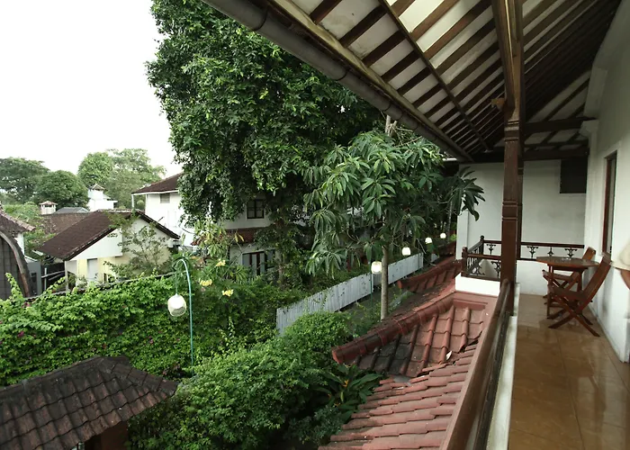 Puri Keraton Hotel 5*